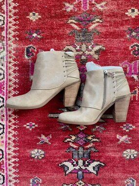 Jessica Simpson Taupe Leather Booties